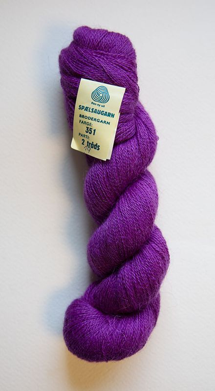 Røros brodergarn fargenr 351 hespe 100 gr
