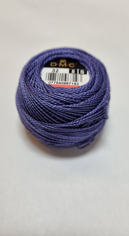 DMC perlegarn No. 8 32