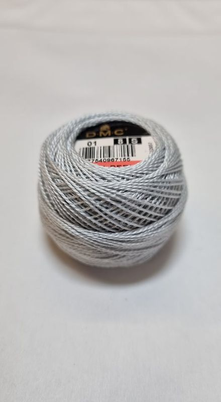 DMC perlegarn No. 8 01