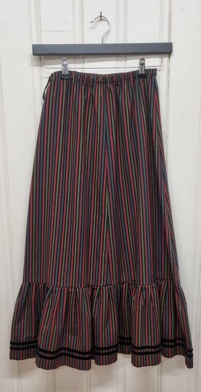 Understakk svartstripet Helene Husflid 06