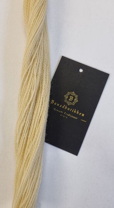 Hovedbilde Hifa Alv brodergarn fargenr 8106 Ecru