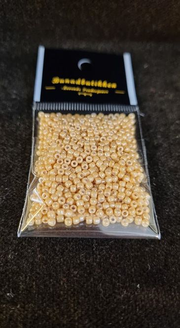 Hovedbilde 123D Beige med shimmer 