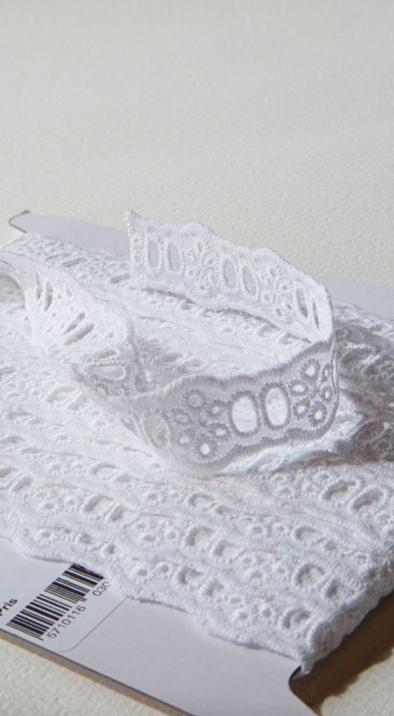 Blonde/ Feston 20mm hvit