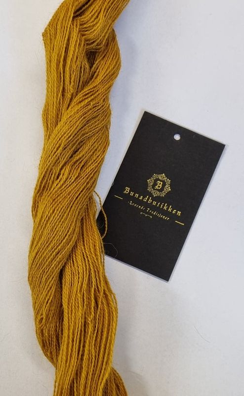 Røros brodergarn fargenr 324 hespe 100gr