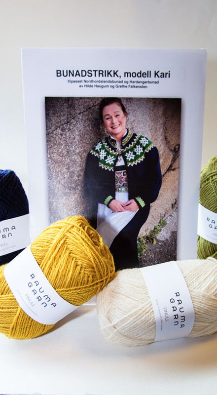 Bunadstrikk mønsterhefte modell 