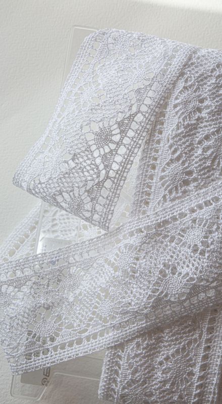 Heklet bord, 80mm bredde